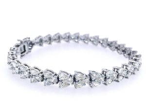 6.55 Ct Pear shaped Diamond Bracelet in 18K White Gold