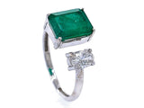 0.33Ct Oval Diamond 2.20 Emerald Ring 18K Gold