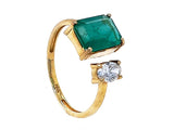 0.33Ct Oval Diamond 2.20 Emerald Ring 18K Gold